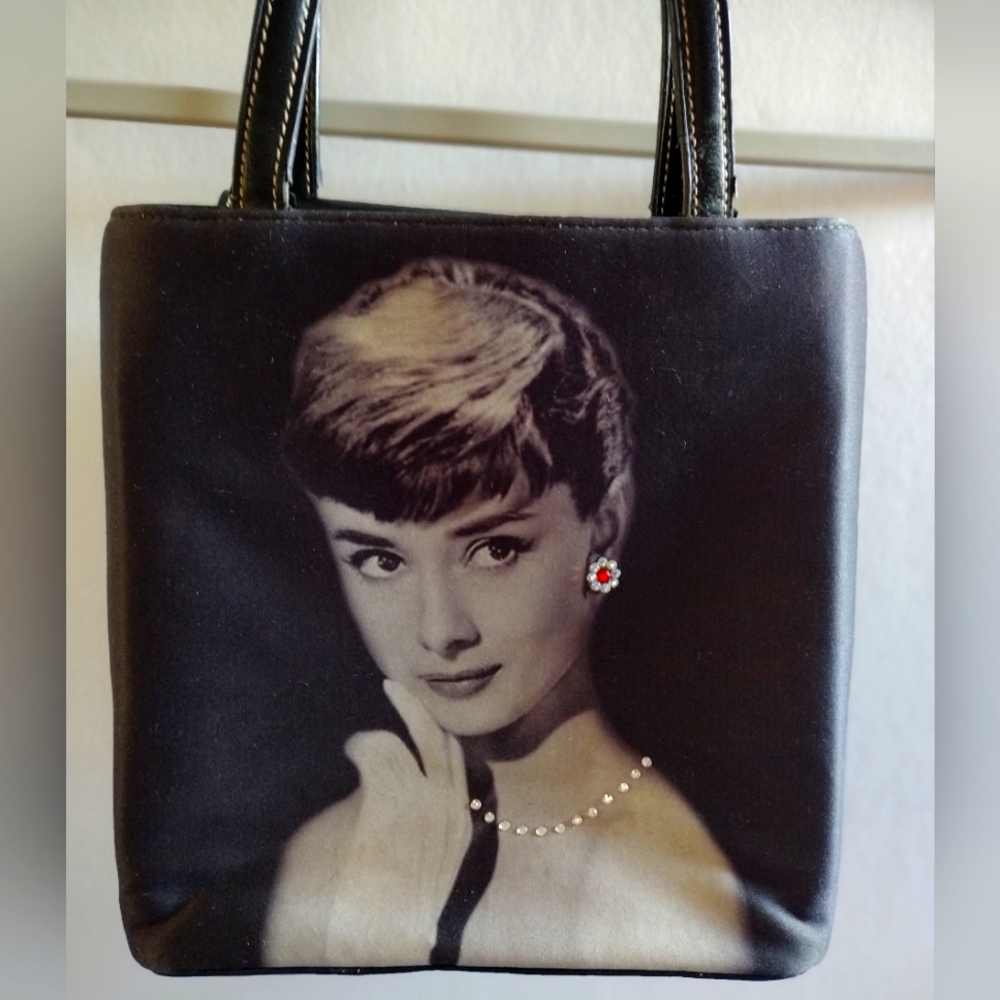 Retro Hollywood Audrey Hepburn purse Black white embellished with rhinestones - Picture 13 of 15